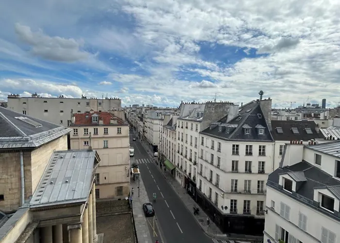 In Le Marais Silm *